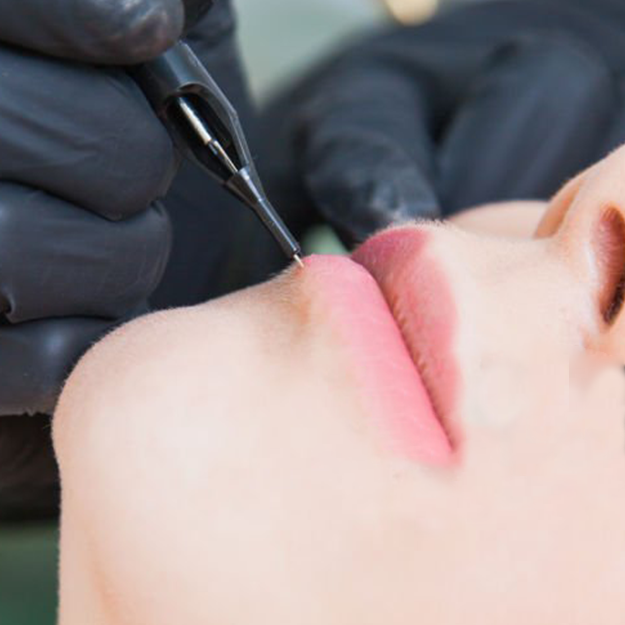 Khử Thâm Môi Bằng Công Nghệ Plasma Lạnh